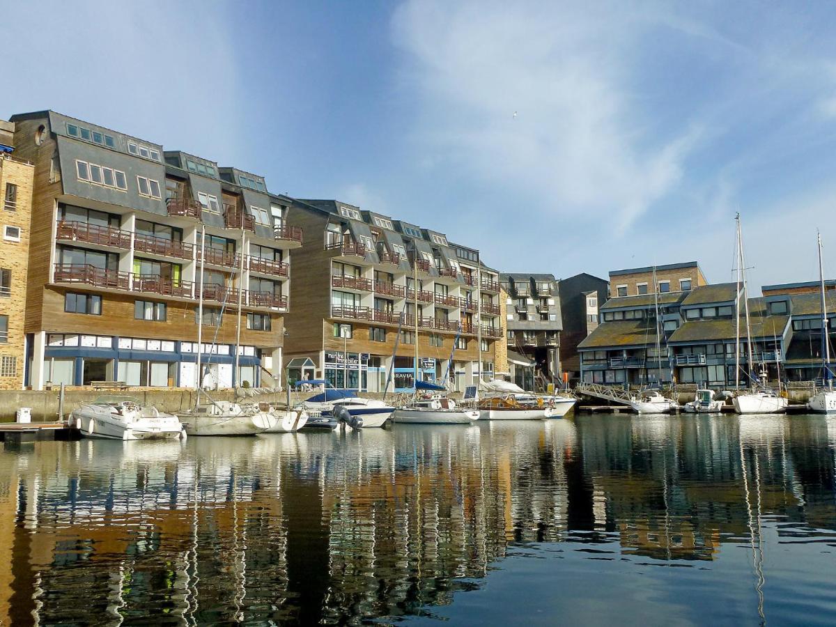 Apartment Les Marinas By Interhome Довиль Экстерьер фото